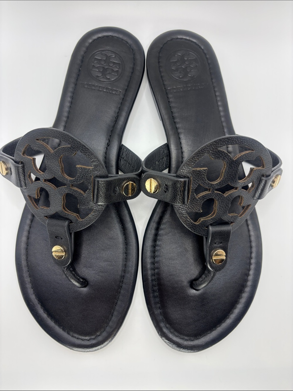 Tory Burch Miller Black Leather Logo Thong Sandals with Gold Accents - Picture 2 of 10